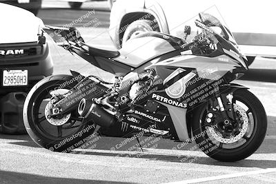 media/Mar-21-2022-Moto Forza (Mon) [[4127b7cc51]]/Around the Pits/